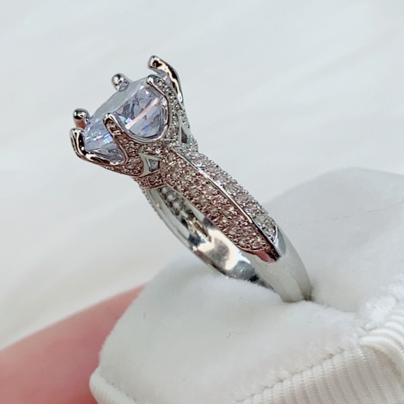 14k white gold ring 4 CT diamond crown pave halo wedding engagement - Picture 8 of 11